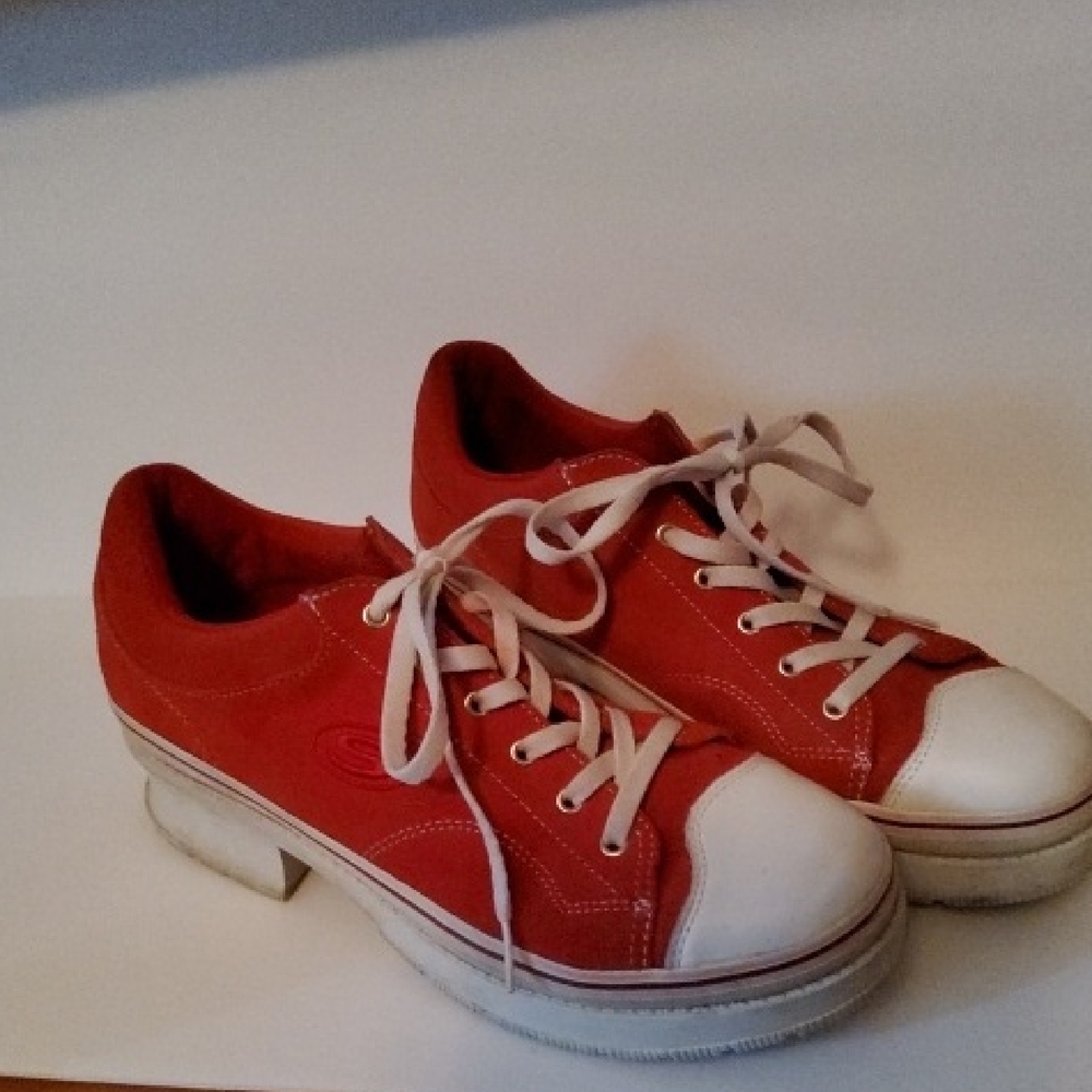 Skechers Red and White Women's Sneakers